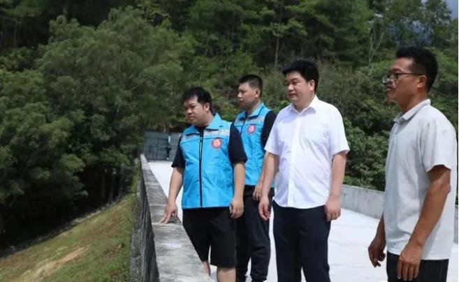 凌云:打好防汛“主動(dòng)仗” 筑牢防汛“安全堤”